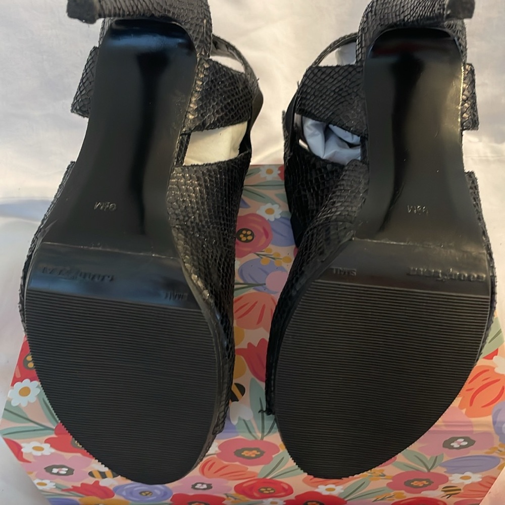 Authentic Guess Python Embossed Caged Pumps Size … - image 5